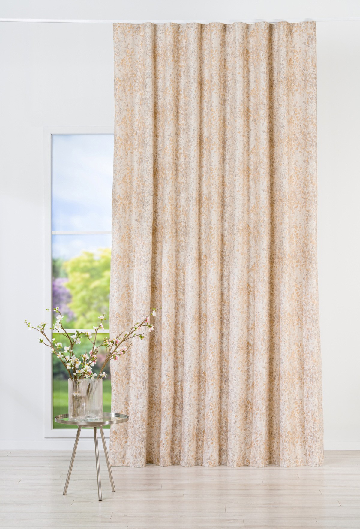 Arezzo Curtain Coffee