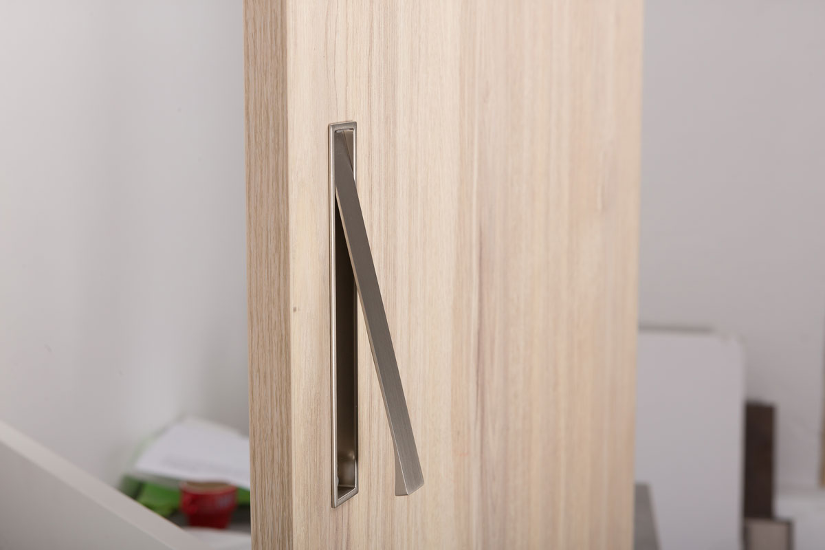Clos chrome Handle