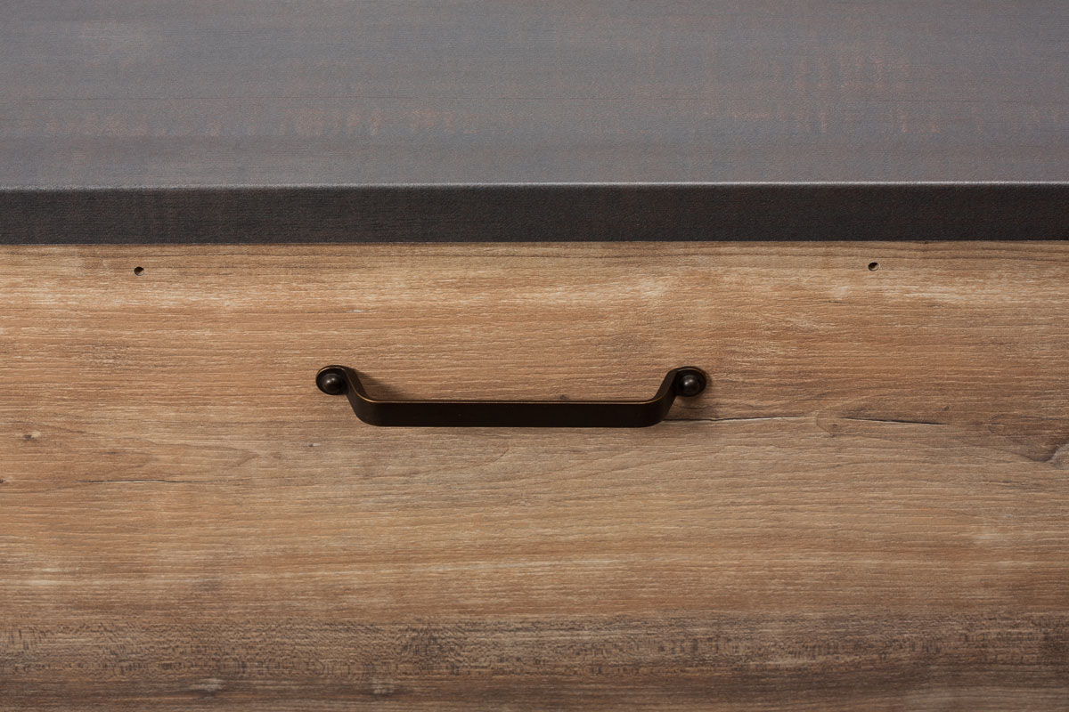 Button Handle black