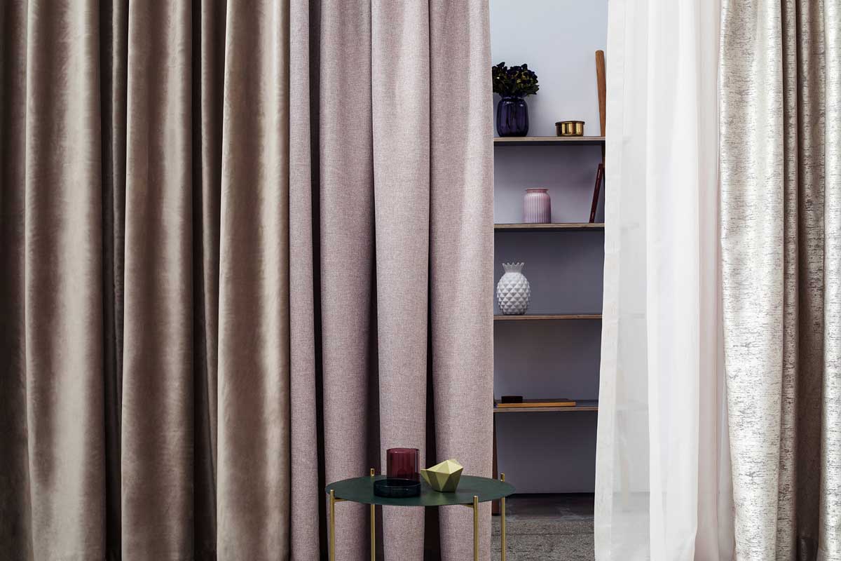 Cheer Curtain pink fabric