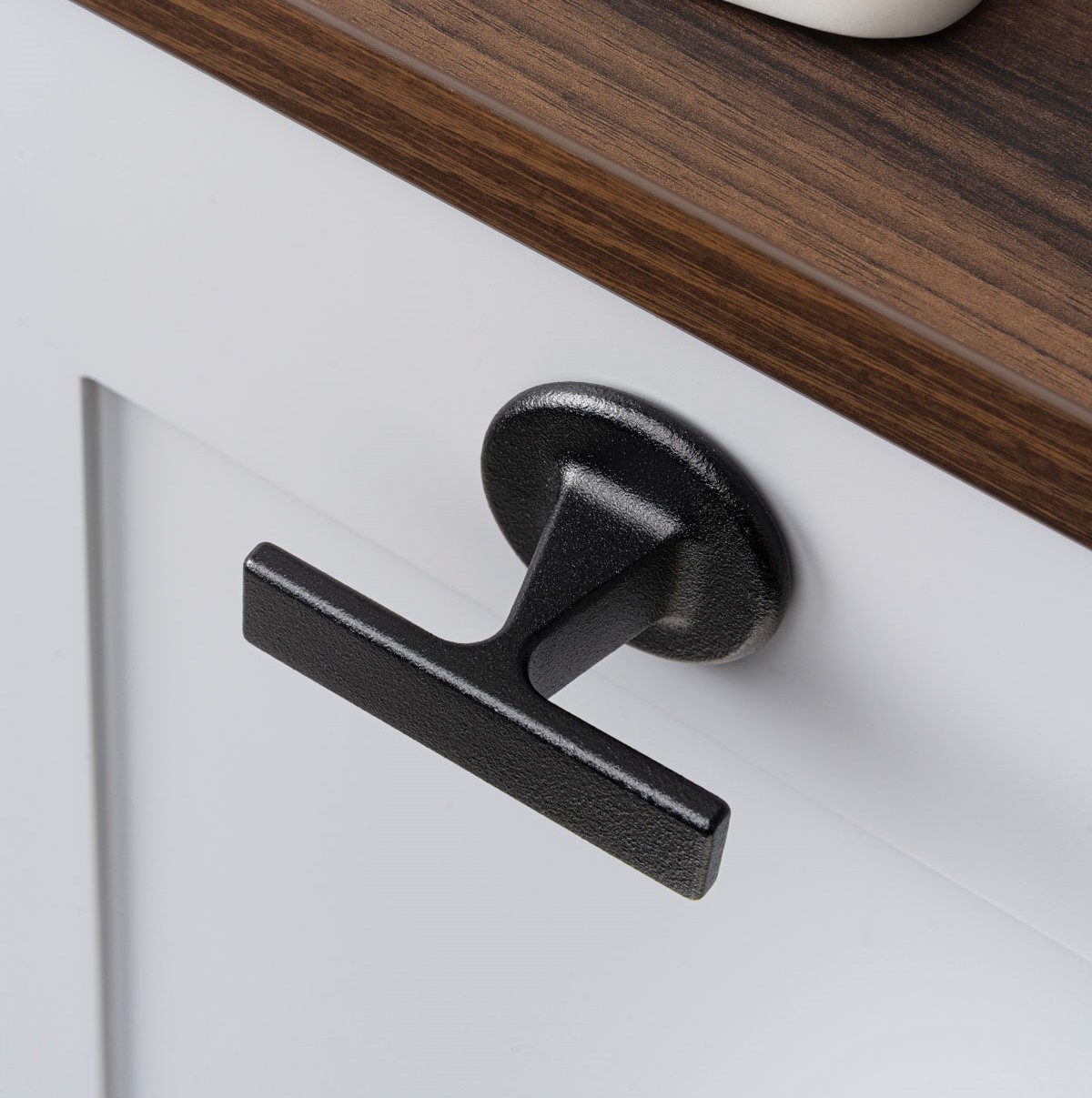 Oto matt black handles