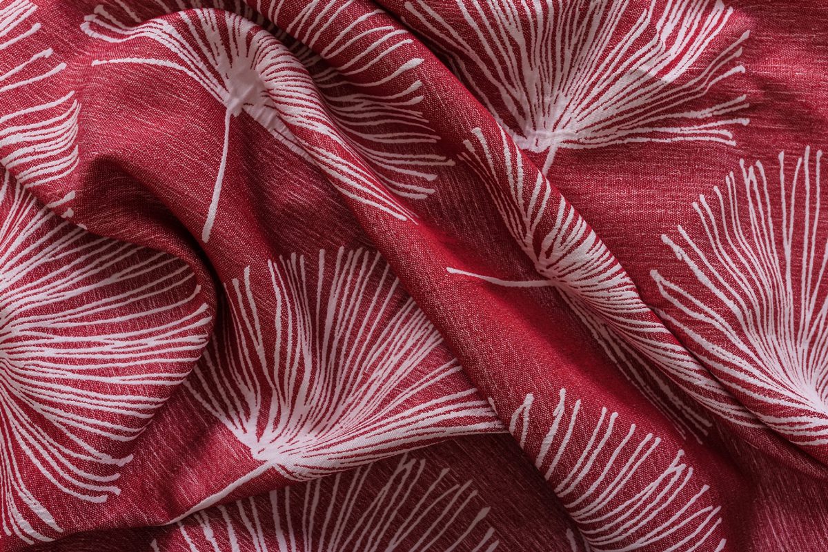 sirius red colored material