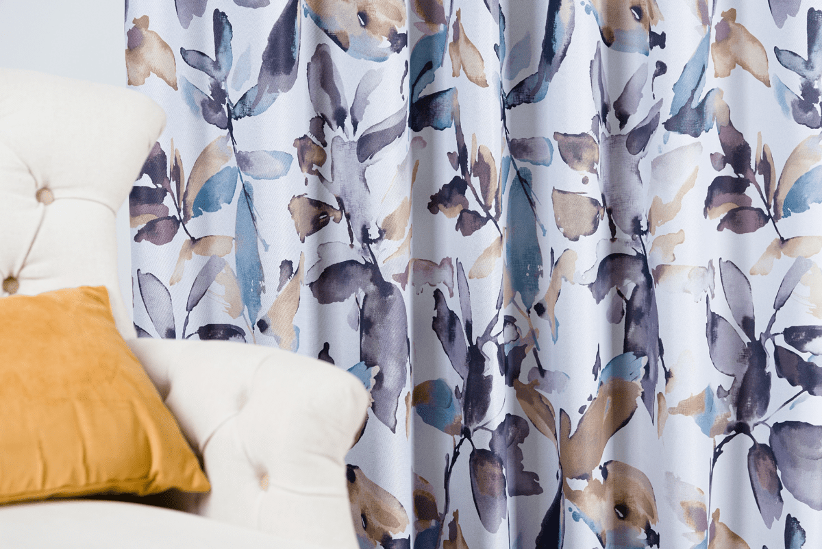 jolie purple colored material curtain