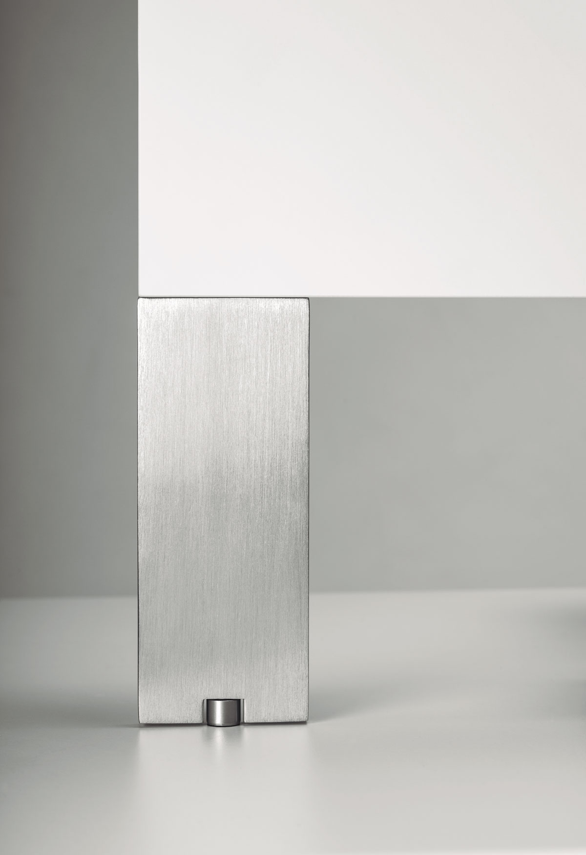 Fonda nickel furniture feet