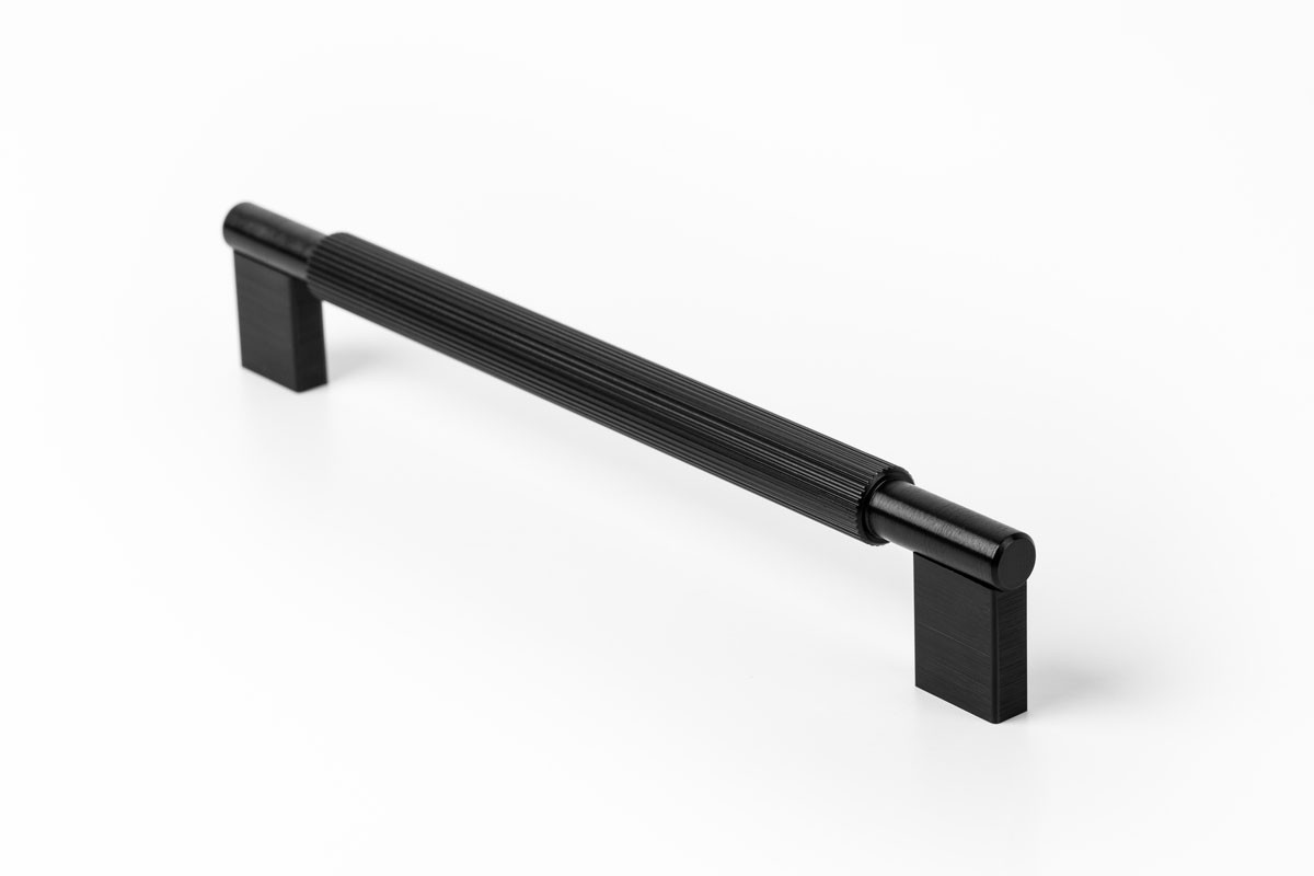 Arpa black handles