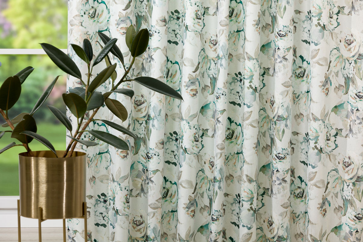 amore green print curtain