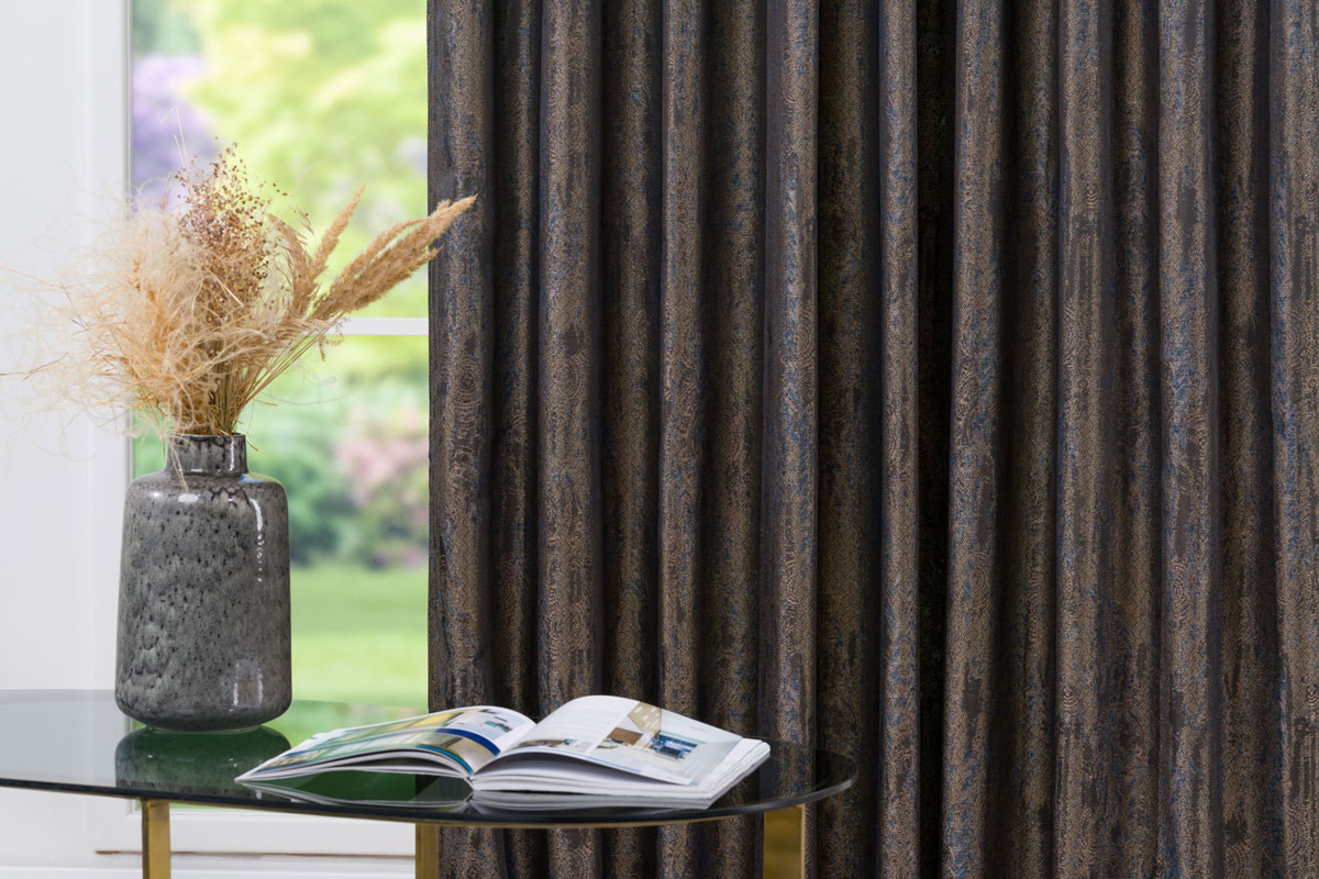 sergenti brown print curtain