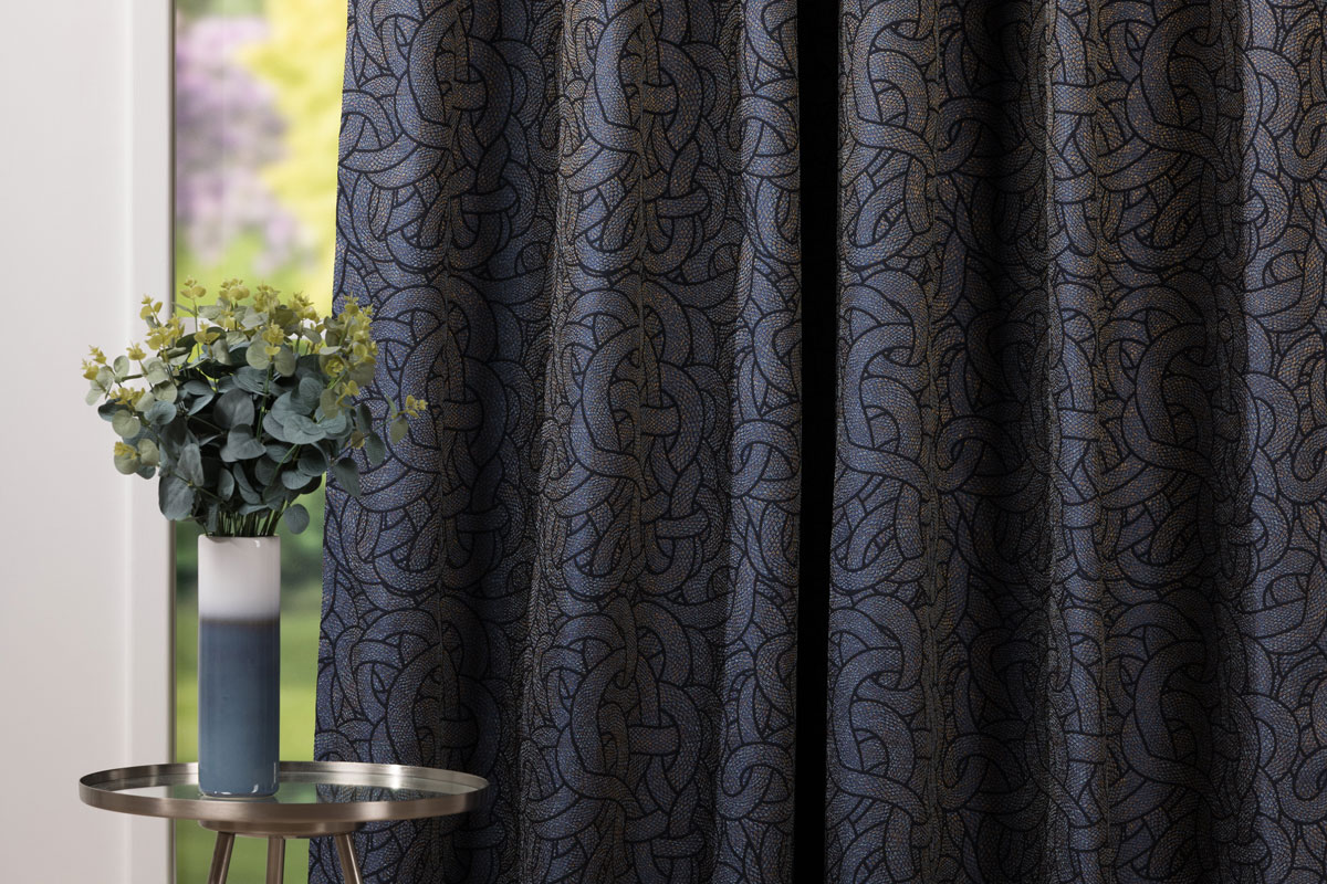 mozaic blue print curtain