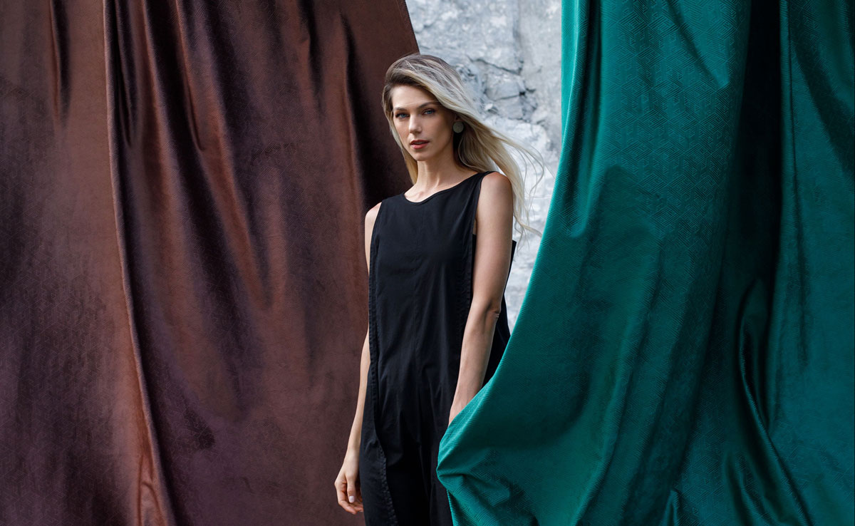 roma green print curtain