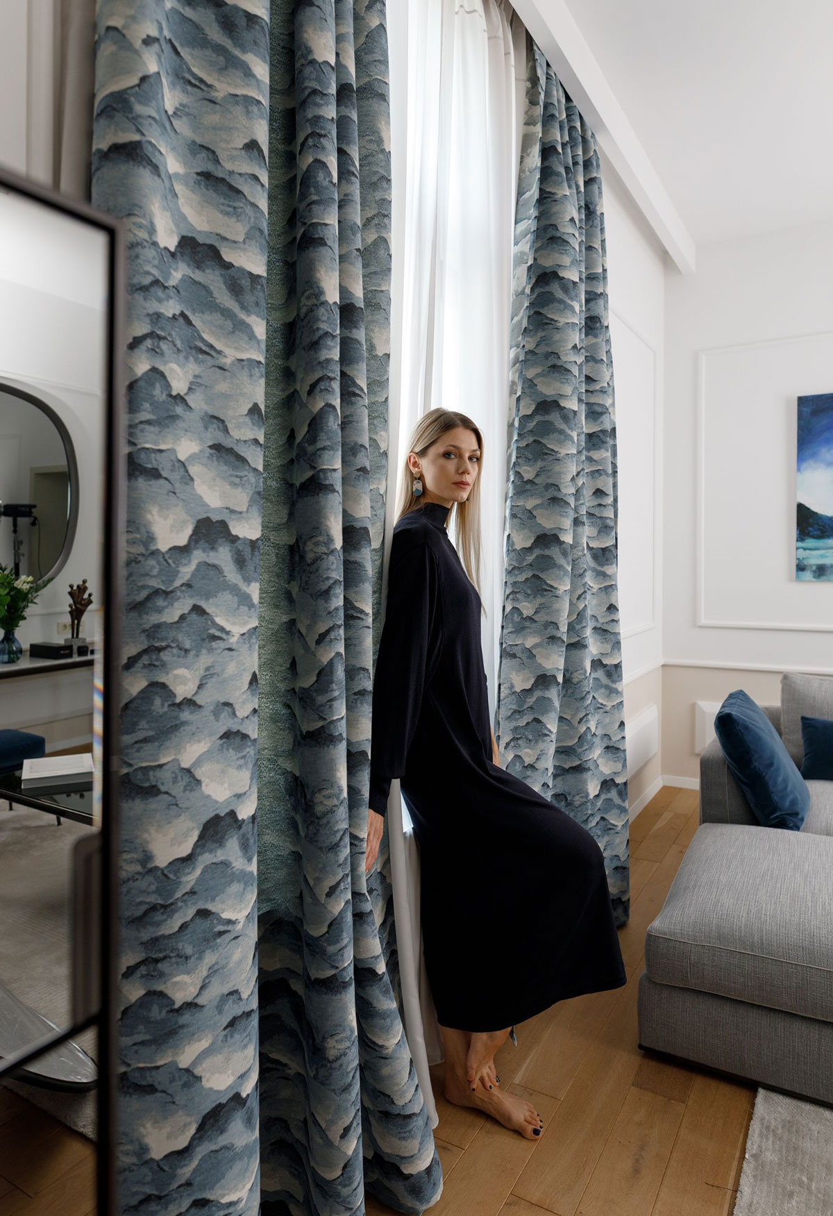 nebbia blue print curtain